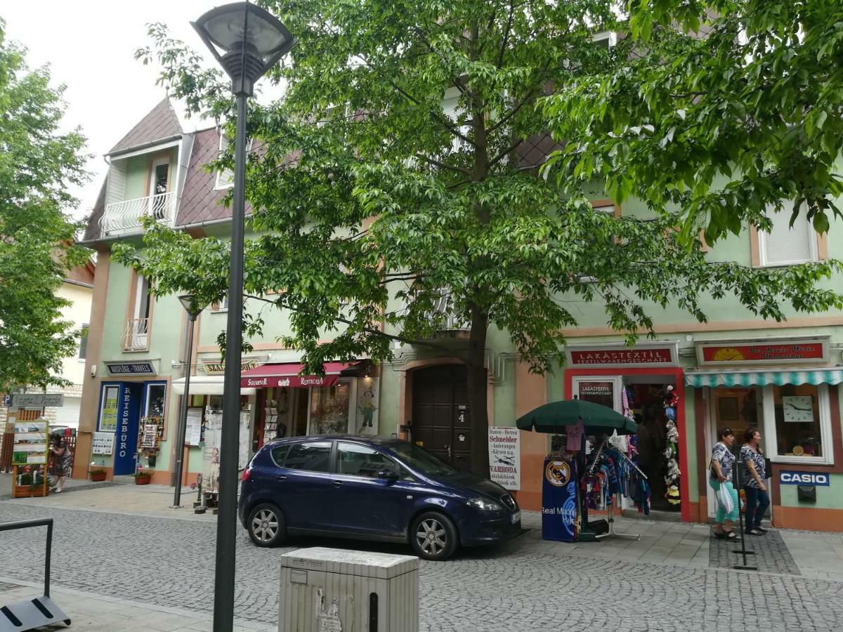 Violetta Apartmanlakas Hévíz Exteriér fotografie